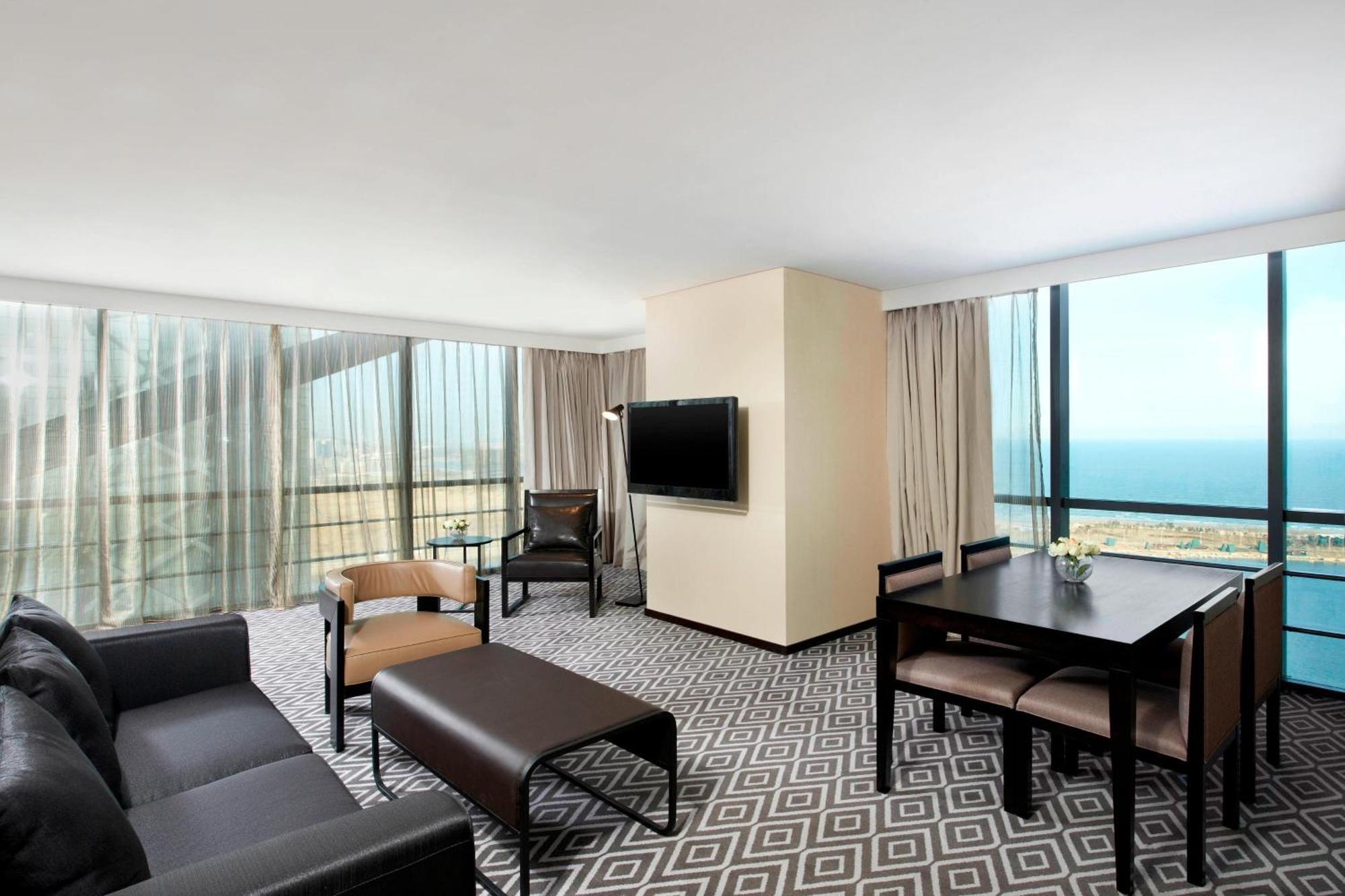 Four Points By Sheraton Qingdao, West Coast Exterior foto
