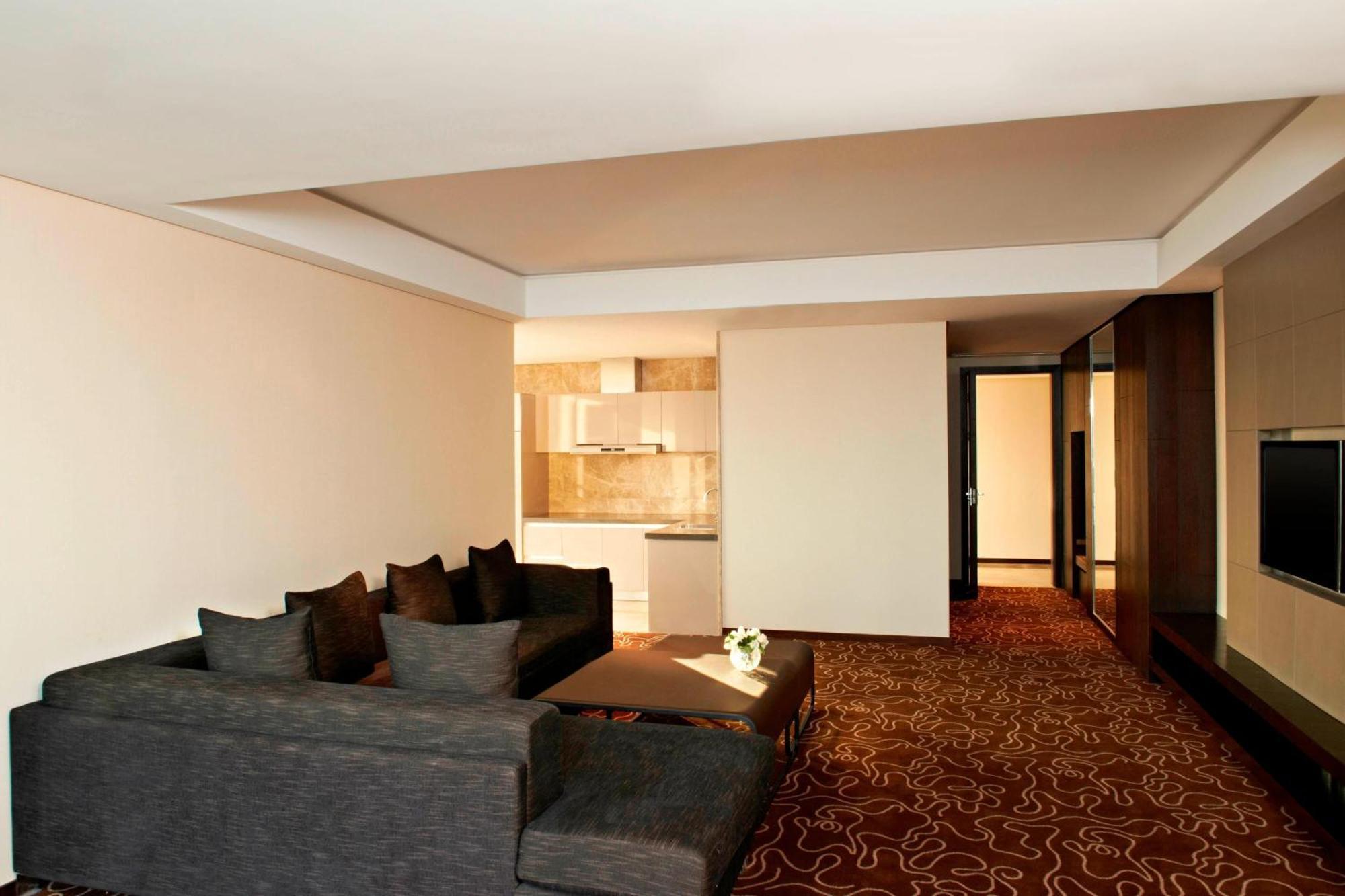 Four Points By Sheraton Qingdao, West Coast Exterior foto