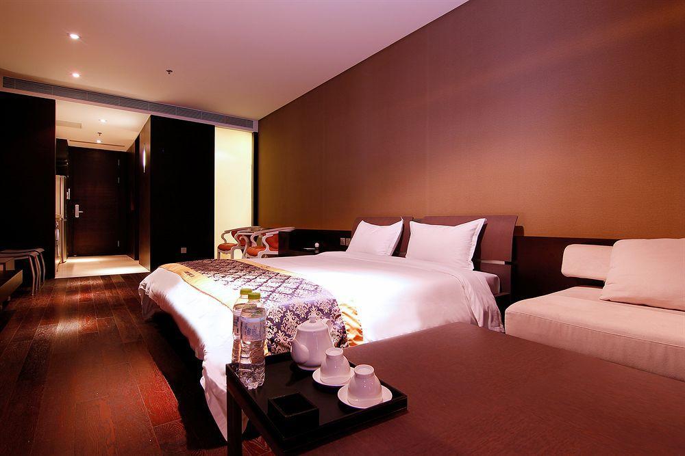 Four Points By Sheraton Qingdao, West Coast Exterior foto